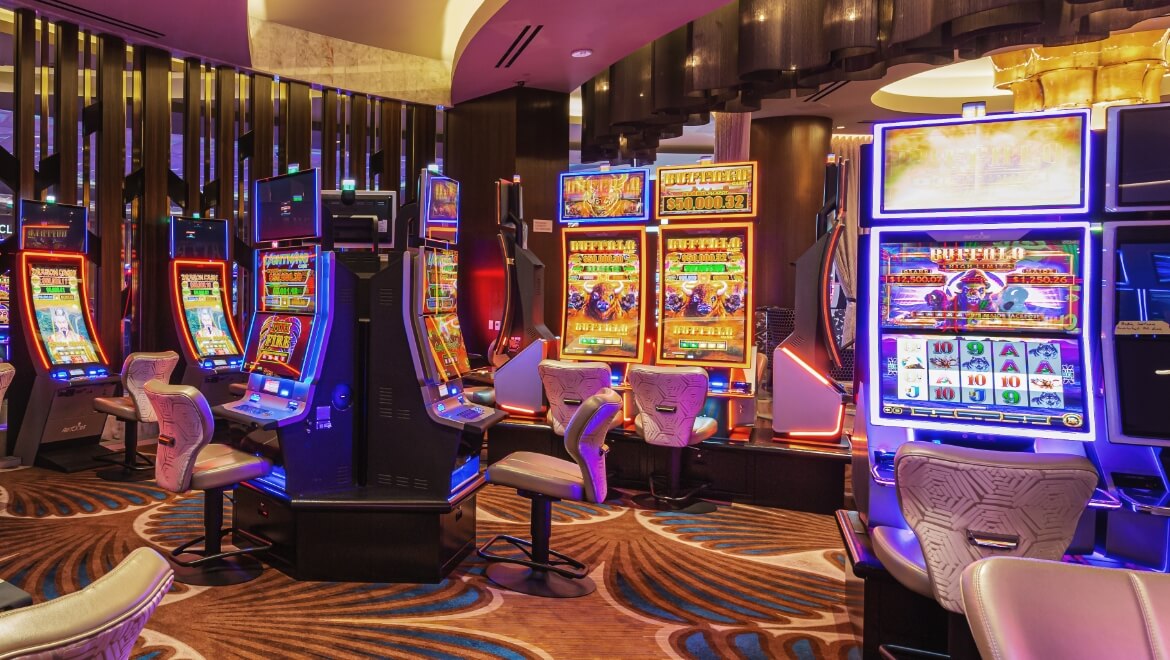 What are some of the signature Rival Gaming slots?