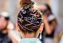 Emi Jay and Chunks Are Driving the Claw Clip Trend emi jay hair clip