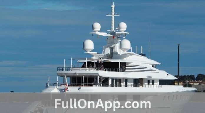 Exploring Miami’s Glamour: Luxury Yacht Rentals and Boat Adventures luxury yacht